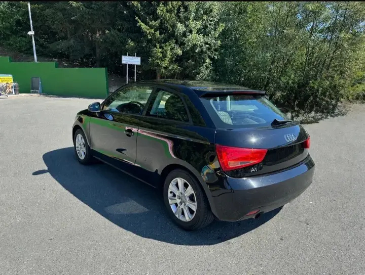 Audi A1 2014 photo 2