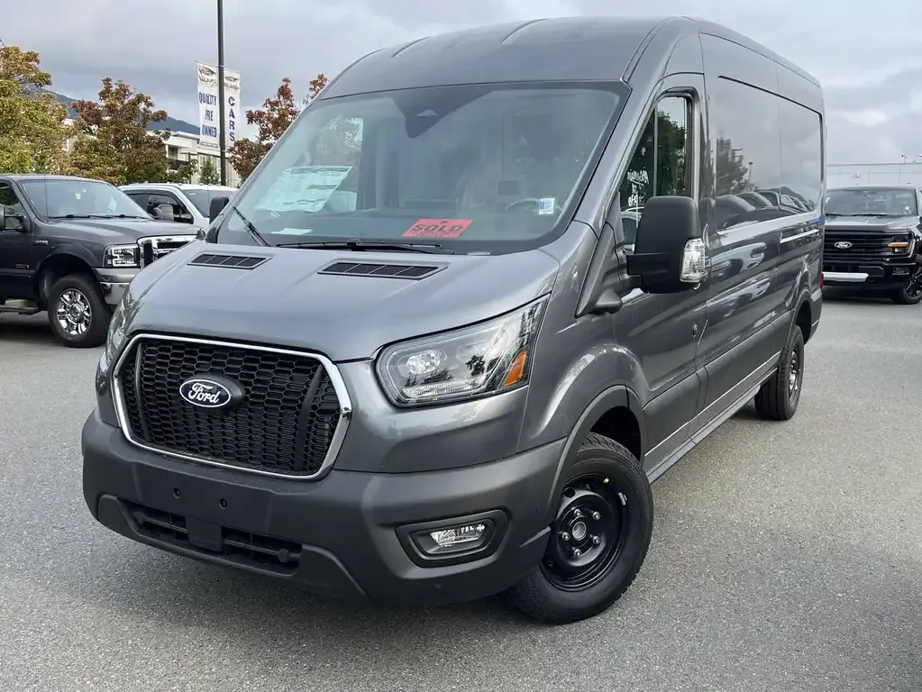 Ford Transit Cargo Van 2026 photo 2