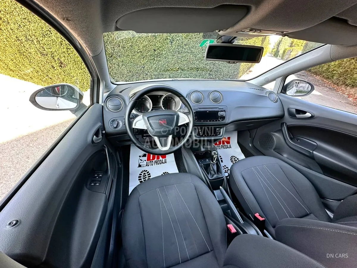 Seat Ibiza 2012 photo 3