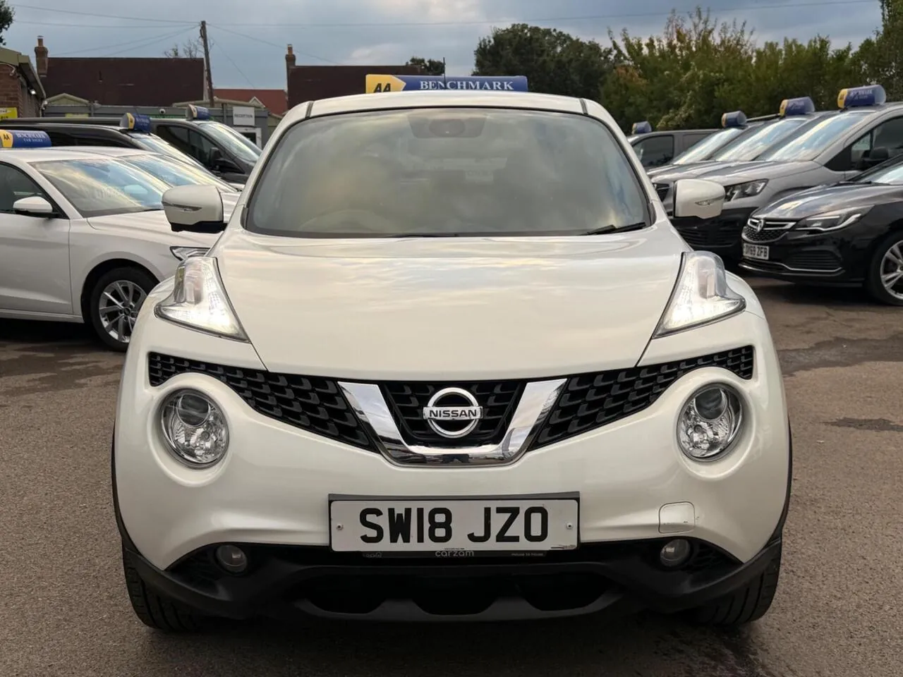 Nissan Juke 2018 photo 2