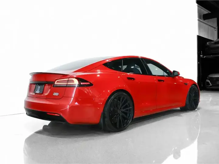 Tesla Model S 2022 photo 3