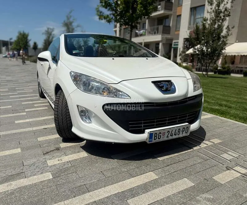 Peugeot 308 2010 photo 2