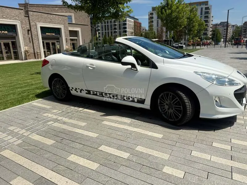 Peugeot 308 2010 photo 3