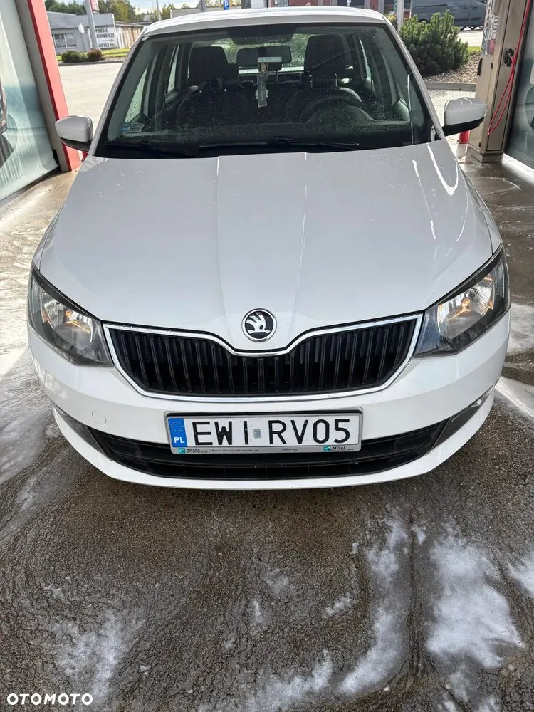 Skoda Fabia 2016 photo 2
