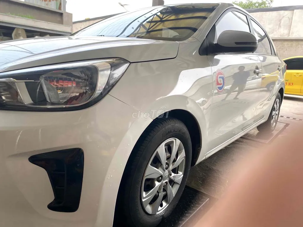 Kia Soluto 2022 photo 2