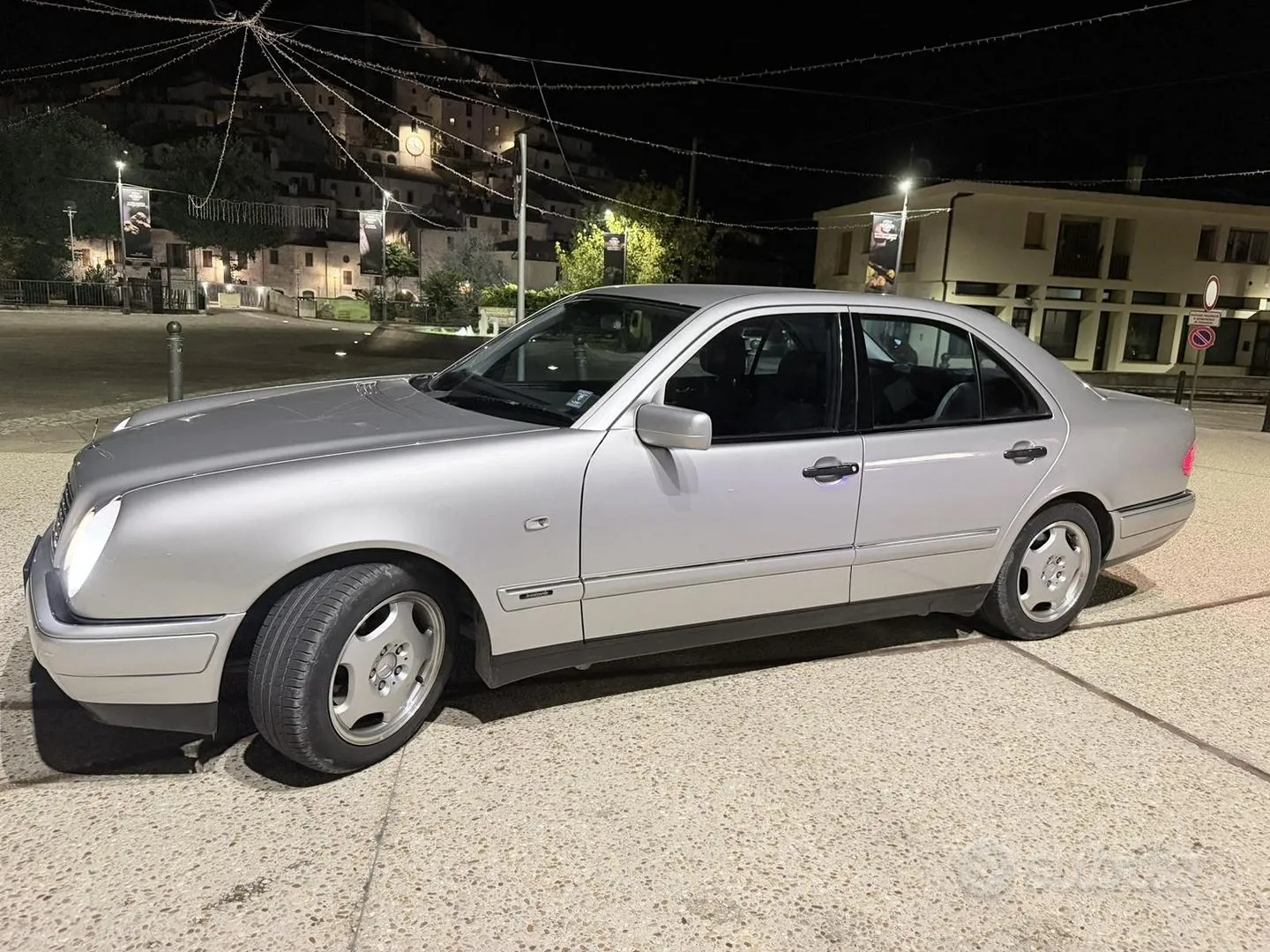 Mercedes-Benz E 200 Kompressor