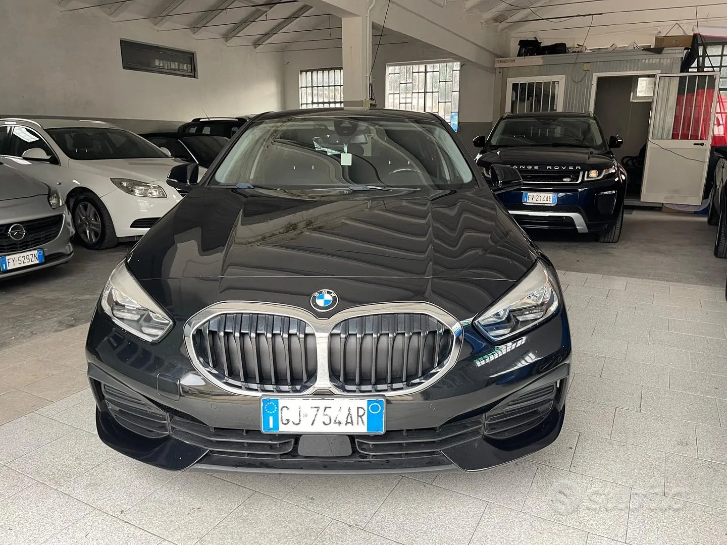 BMW 1 Series 2022 photo 2