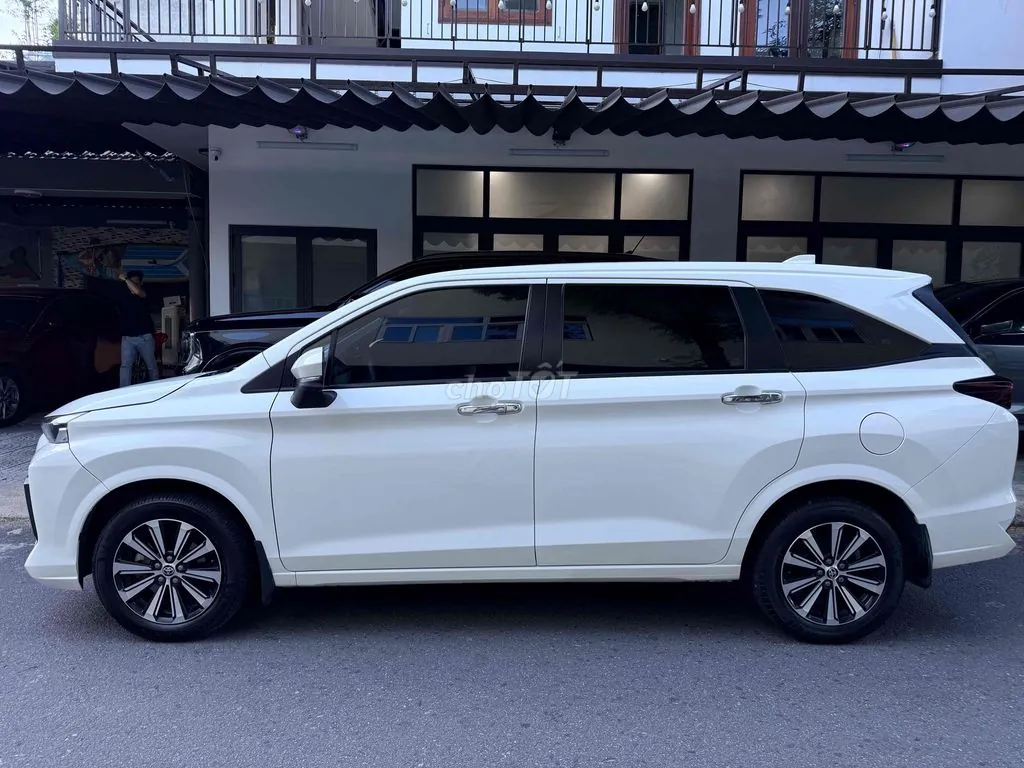 Toyota Avanza Premio