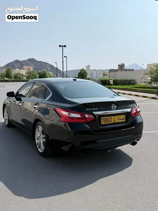 Nissan Altima