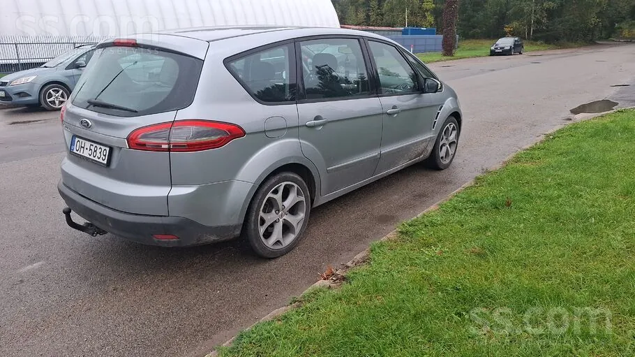 Ford S-Max 2011 photo 5