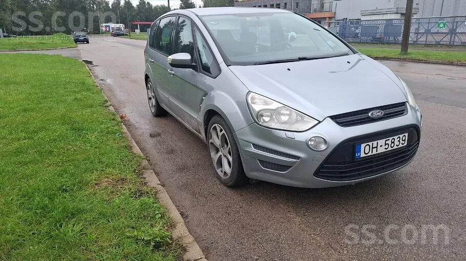 Ford S-Max 2011 photo 3