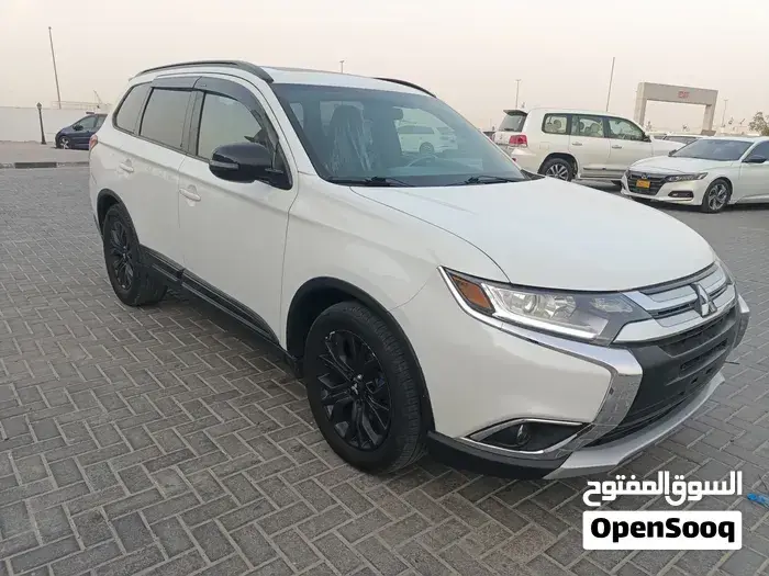 Mitsubishi Outlander 2018 photo 3