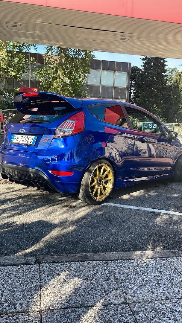 Ford Fiesta St 2017 photo 2