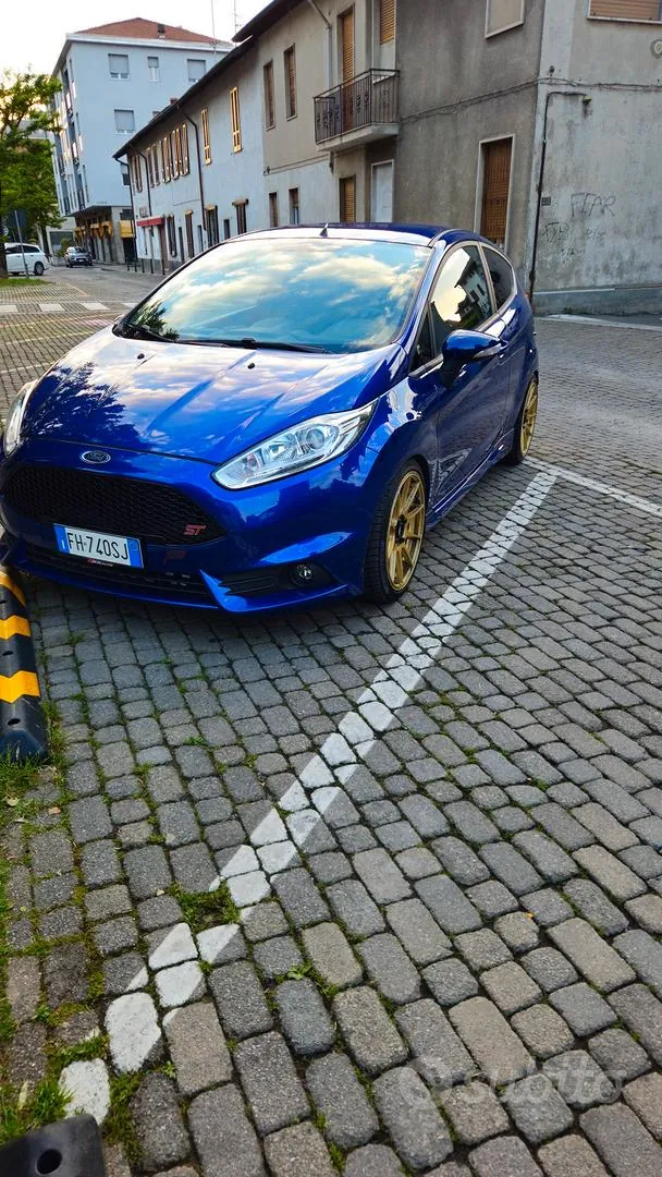 Ford Fiesta St 2017 photo 4