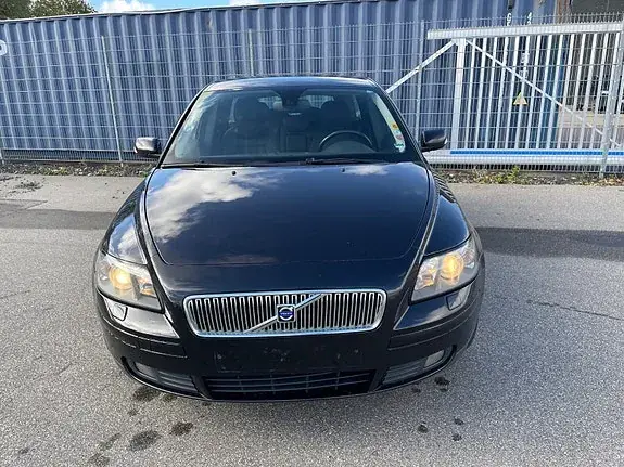 Volvo V50 2004 photo 2