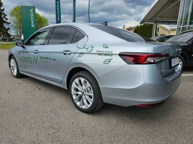 Skoda Superb 2026 photo 3