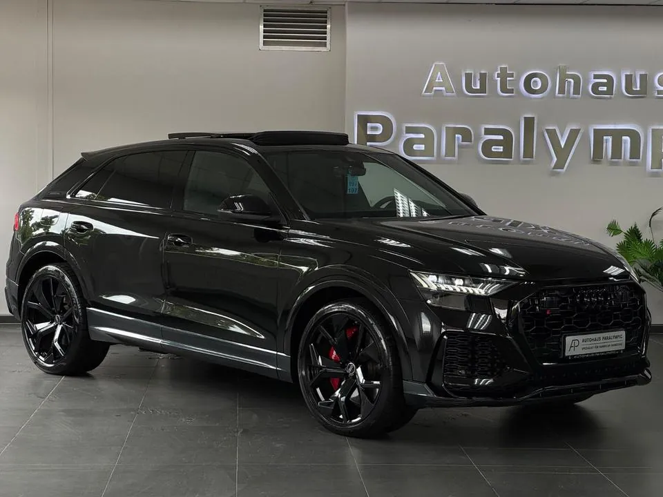 Audi Rsq8