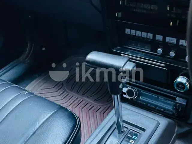 Nissan Sunny 1986 photo 4