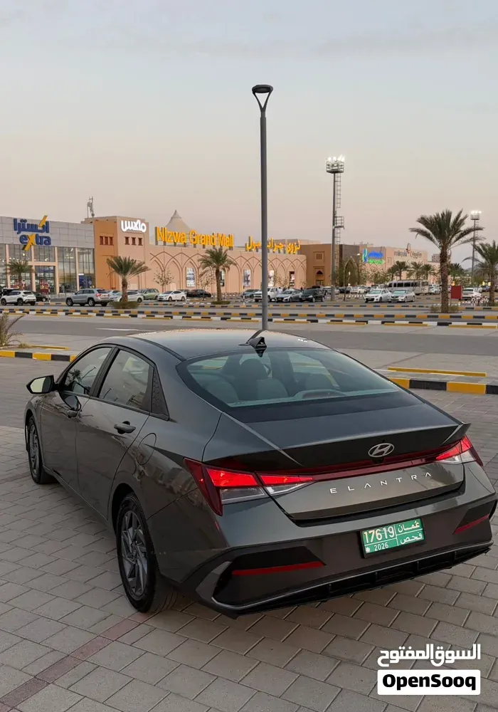Hyundai Elantra 2024 photo 4