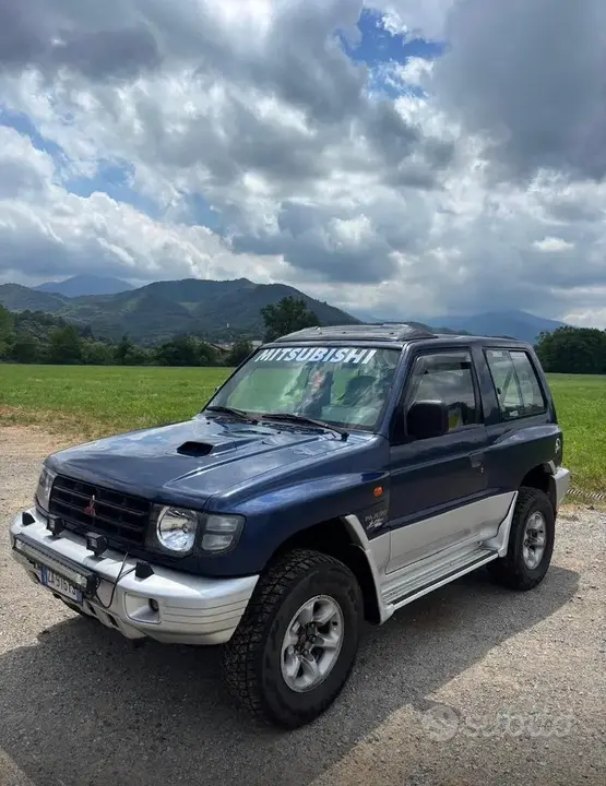 Mitsubishi Pajero 2009 photo 5