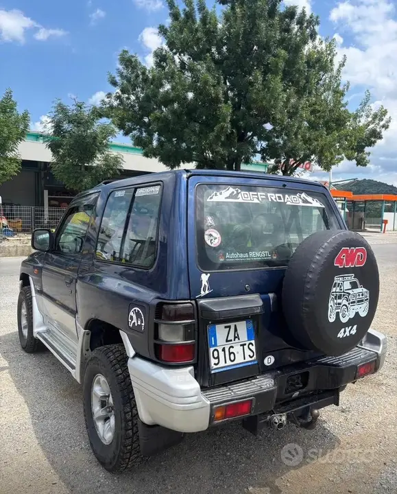 Mitsubishi Pajero 2009 photo 4