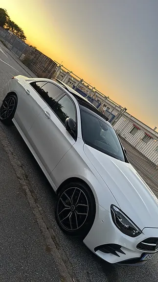 Mercedes-Benz E300 E 2022 photo 3