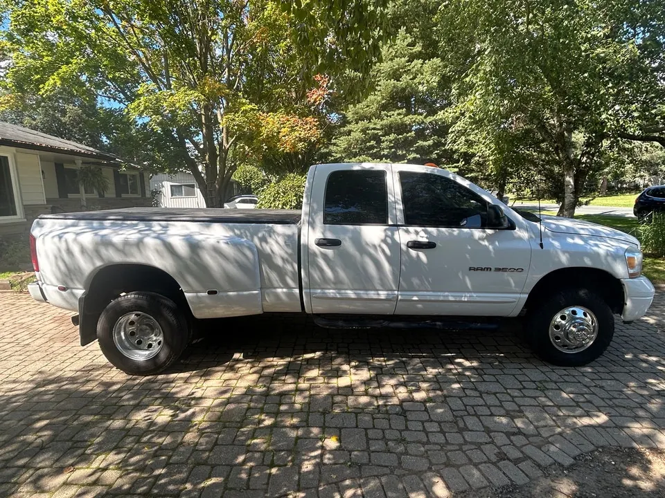 Dodge Ram 3500 2006 photo 4