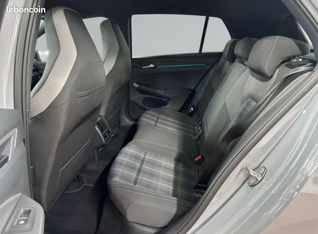 Volkswagen Golf 2022 photo 5