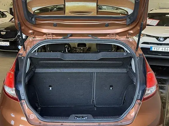 Ford Fiesta 2014 photo 5