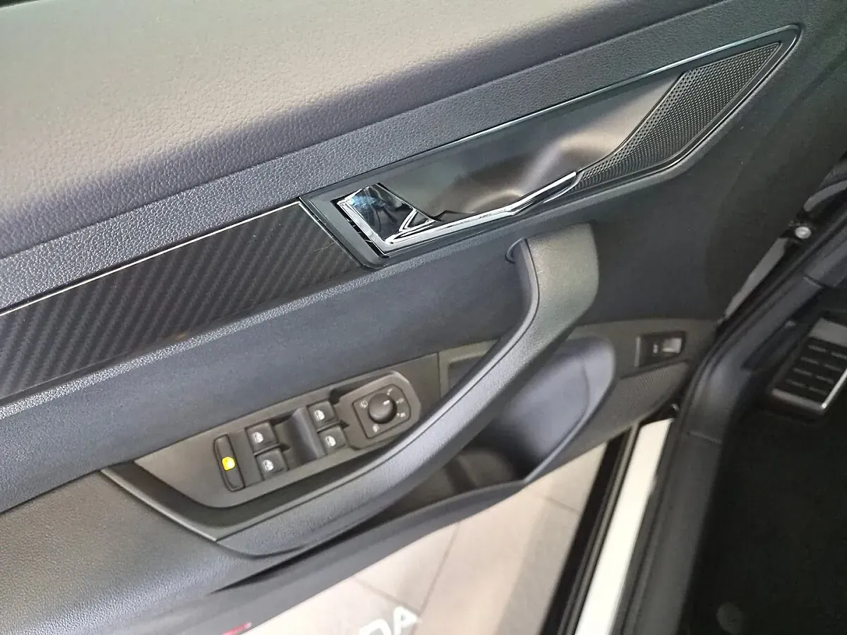 Skoda Karoq 2026 photo 3