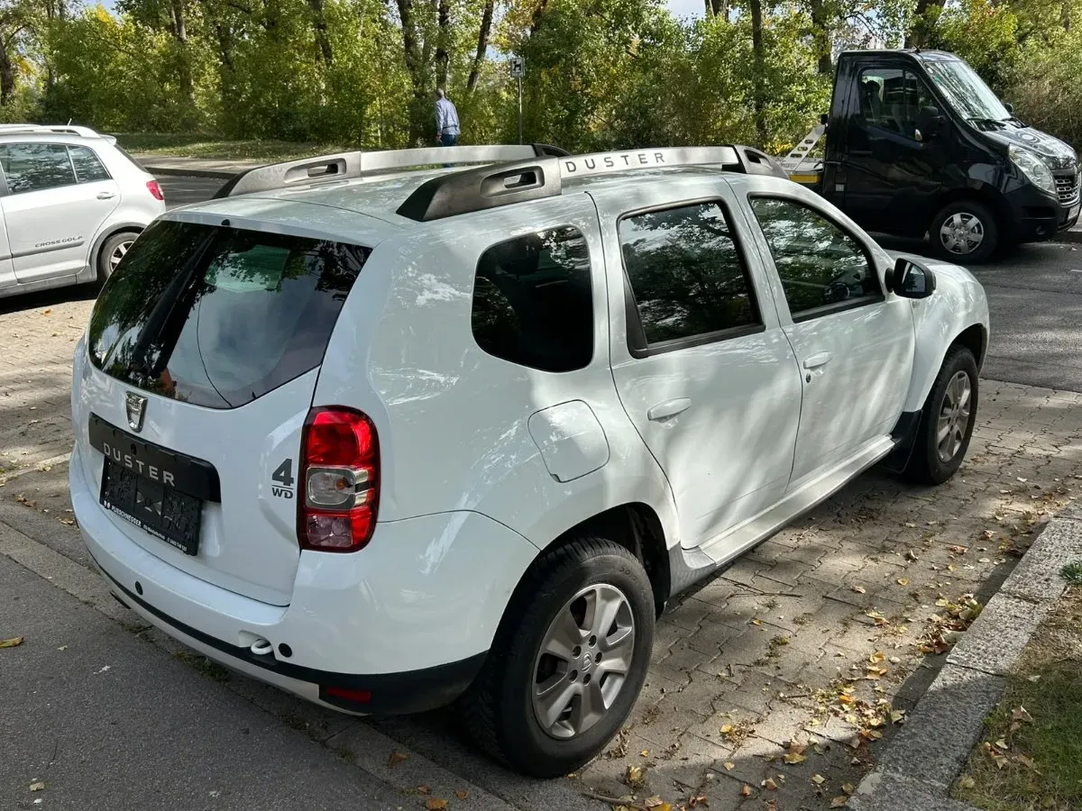 Dacia Duster 2014 photo 3