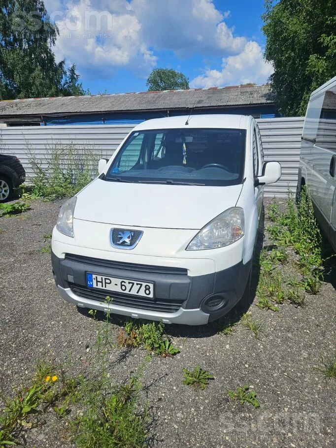 Peugeot Partner 2011 photo 3