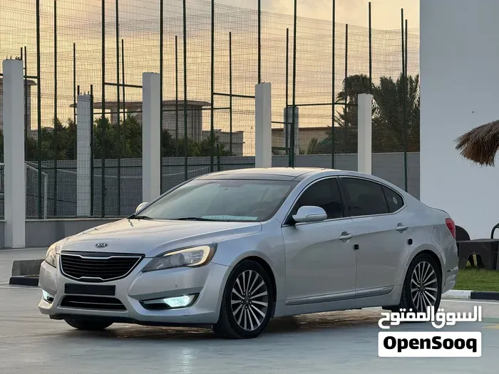 Kia Cadenza 2012 photo 4