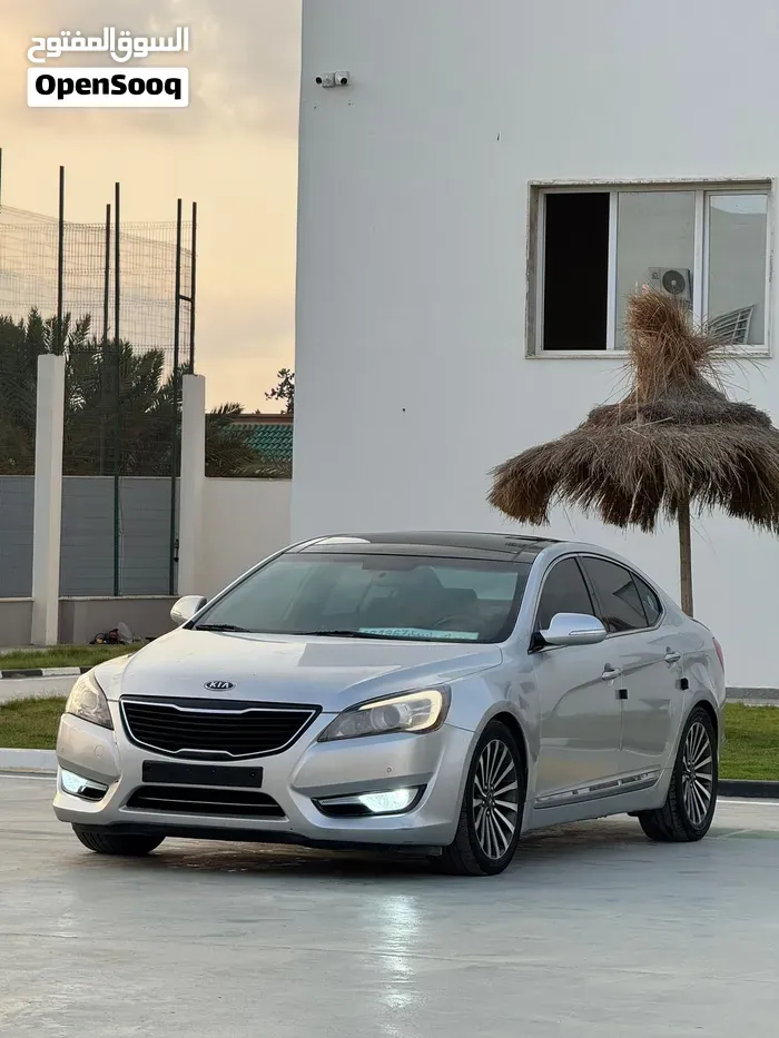 Kia Cadenza 2012 photo 2