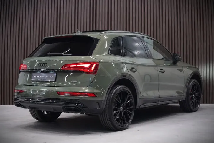 Audi Q5 2023 photo 2
