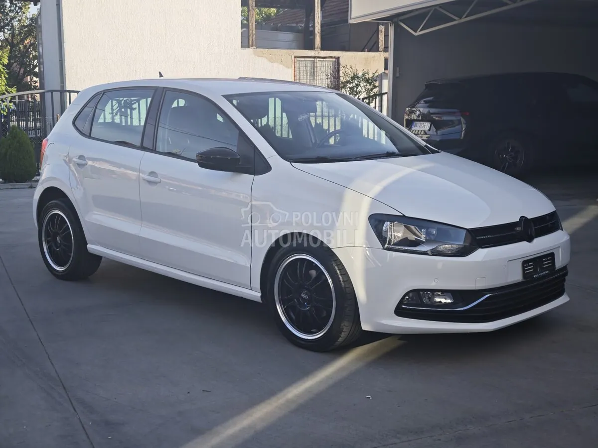Volkswagen Polo 2011 photo 4