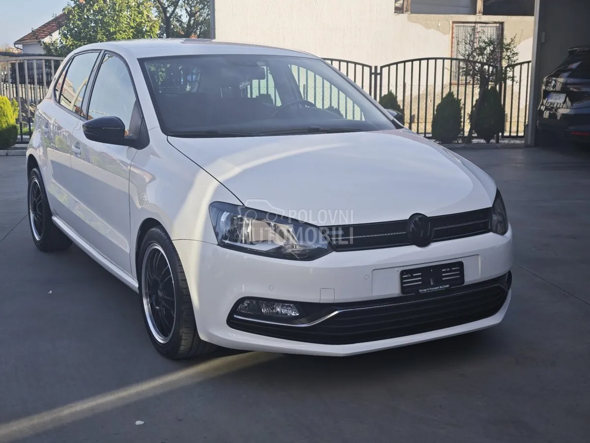 Volkswagen Polo 2011 photo 3