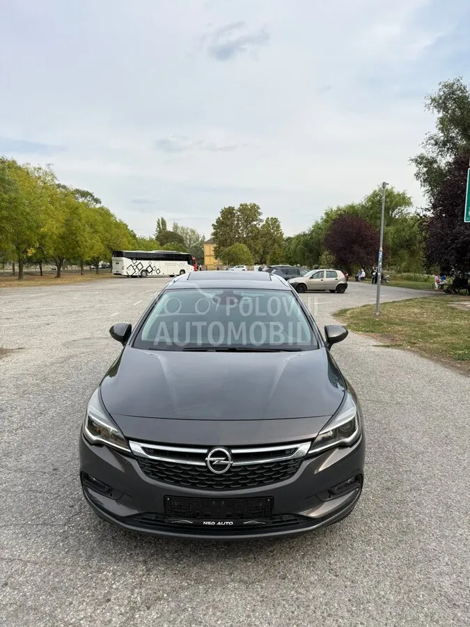 Opel Astra K 2016 photo 3
