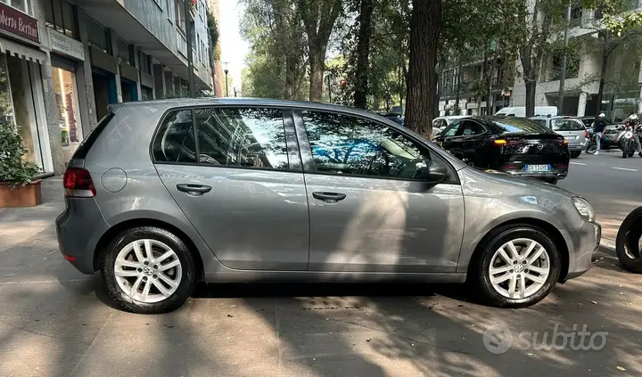 Volkswagen Golf 2009 photo 4