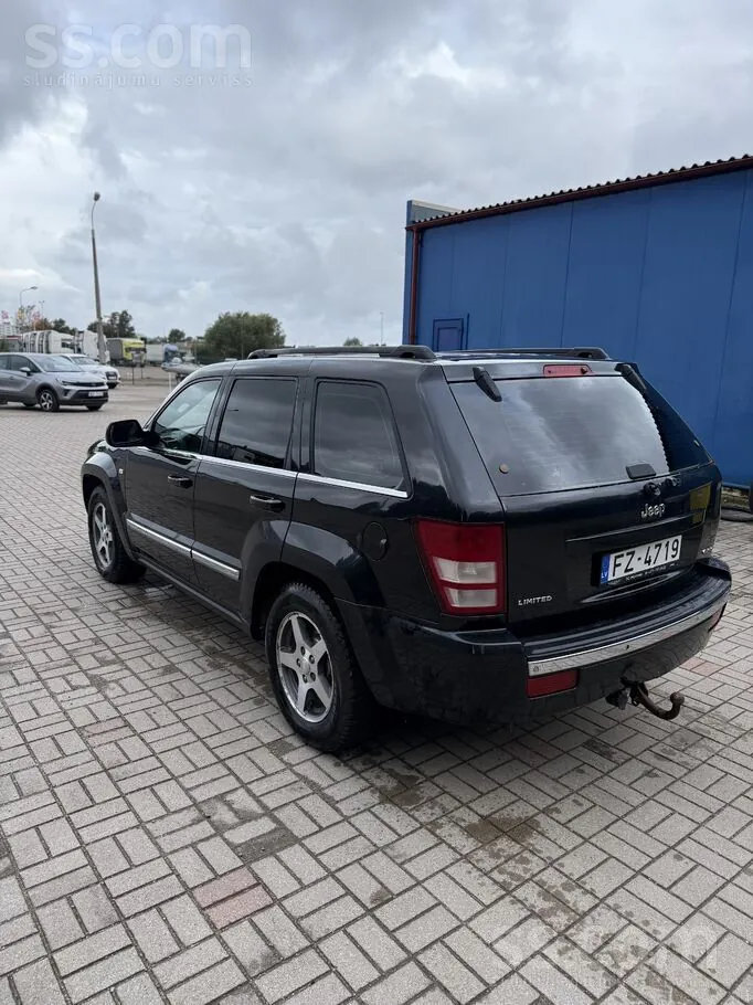 Jeep Grand Cherokee 2006 photo 3