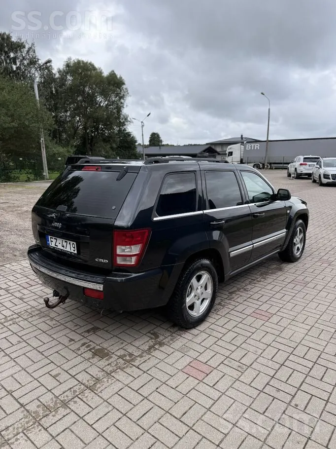 Jeep Grand Cherokee 2006 photo 2