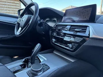 BMW 520Ia 2019 photo 2