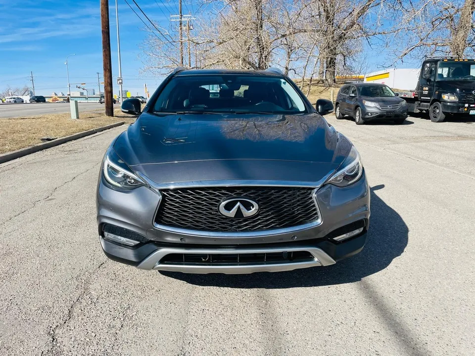 Infiniti Qx30 2017 photo 2