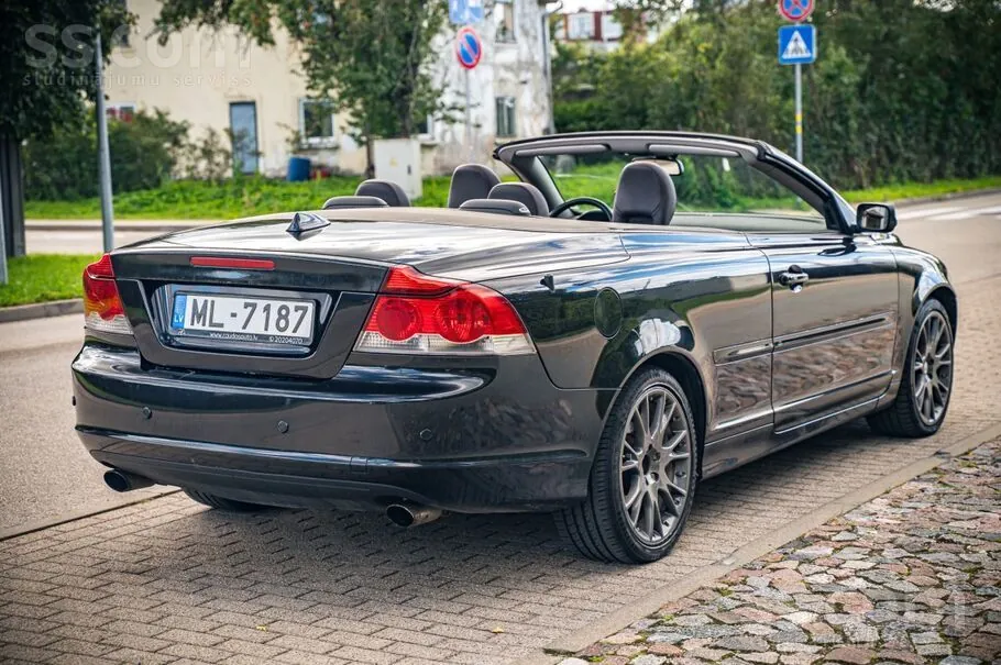 Volvo C70 2007 photo 4