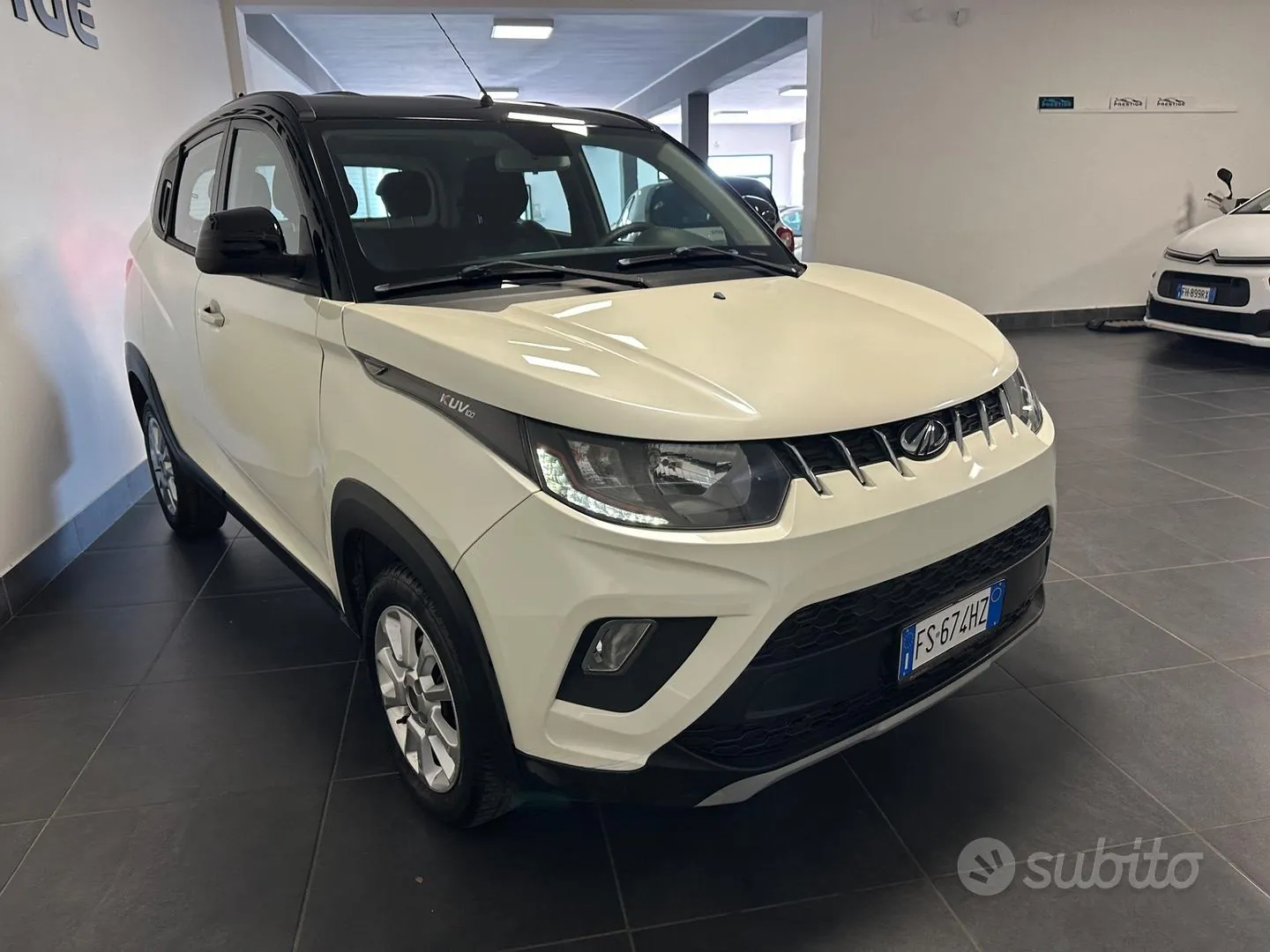 Mahindra Kuv100 2018 photo 4