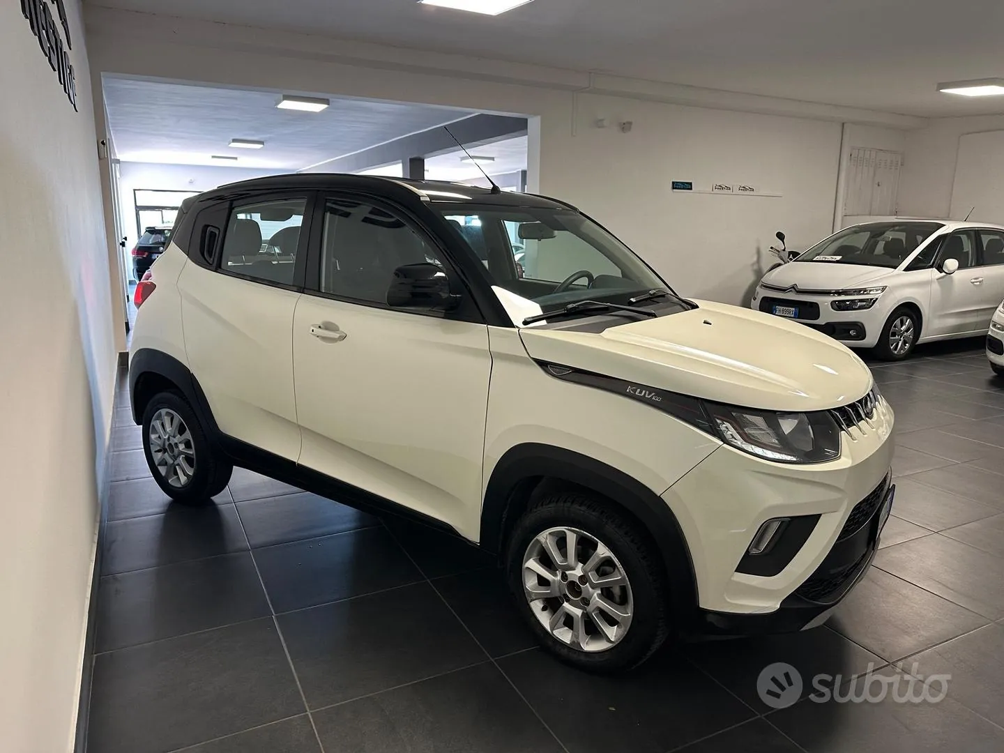 Mahindra Kuv100 2018 photo 5