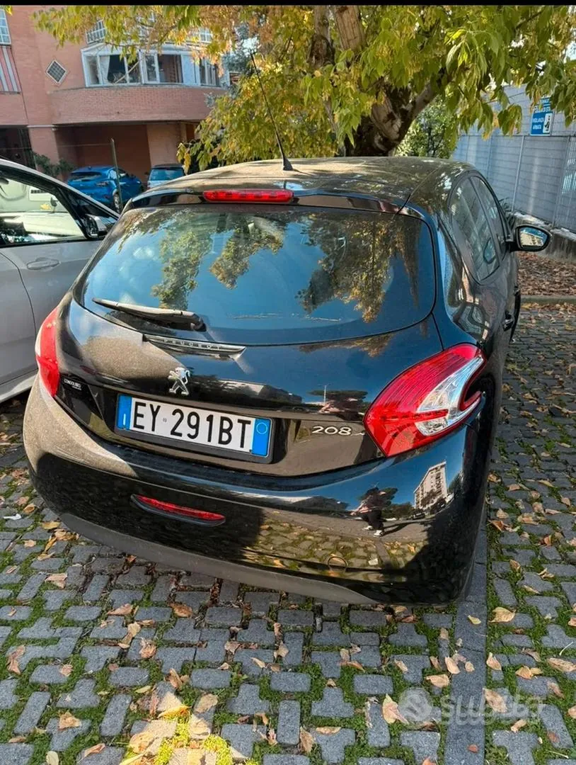 Peugeot 208 2014 photo 4