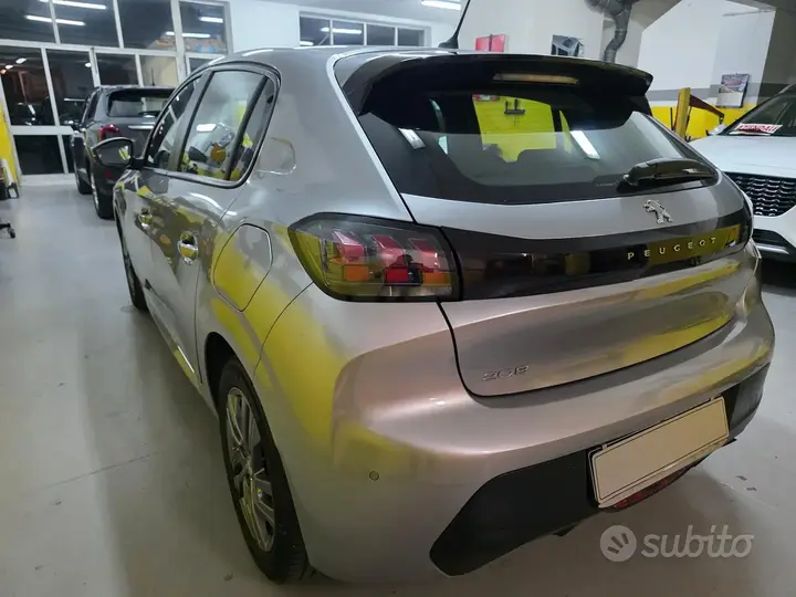 Peugeot 208 2021 photo 4