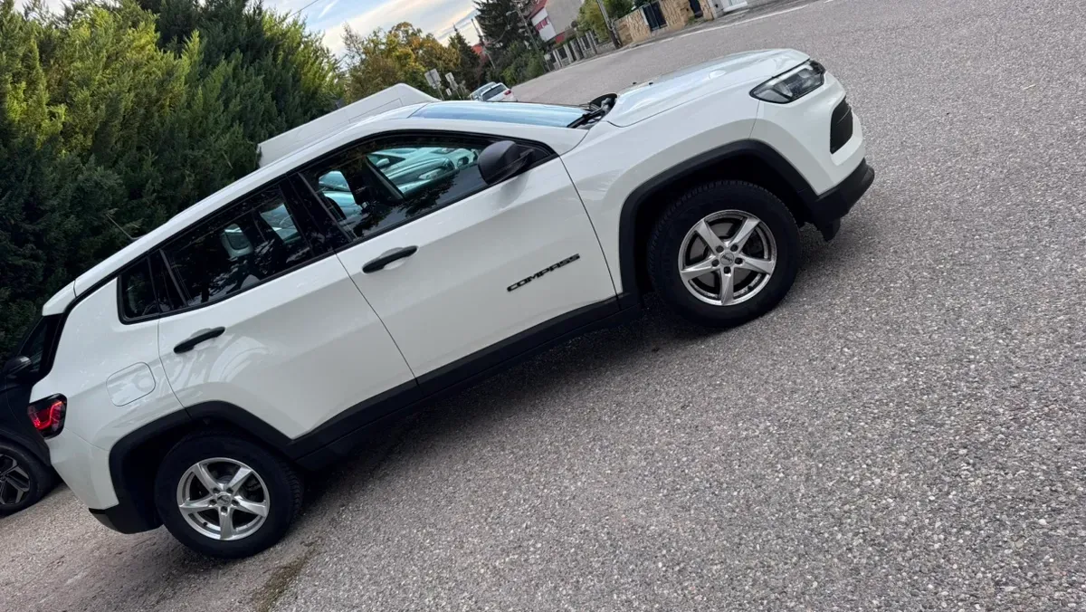 Jeep Compass 2022 photo 3