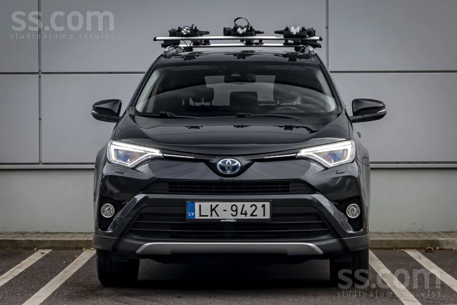 Toyota Rav4 2018 photo 2